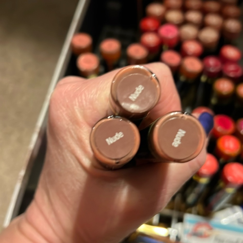 LipSense: Nude